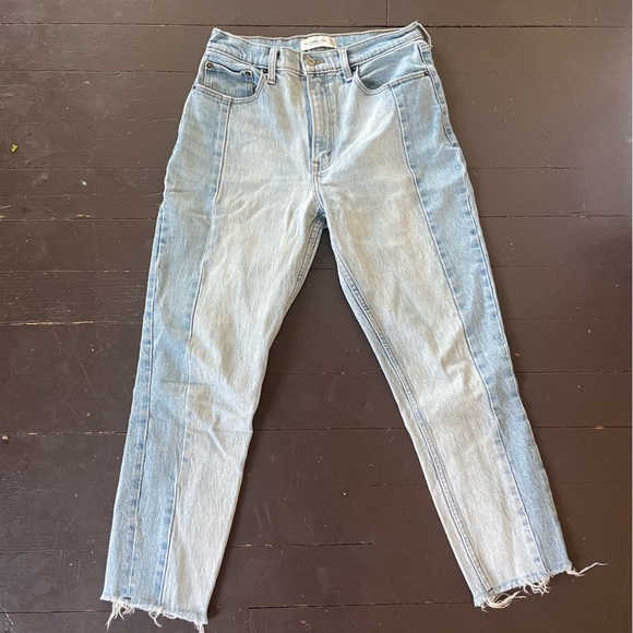 High Rise Mom Jean - Picture 3 of 5